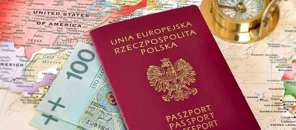 is dual citizenship allowed in Poland?